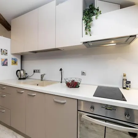 Chic & In Avoti District Apartmán